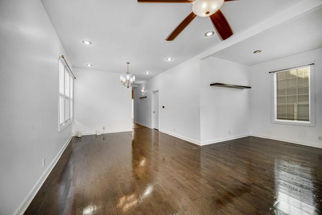 2033 Davidson Place, Whiting, IN 46394