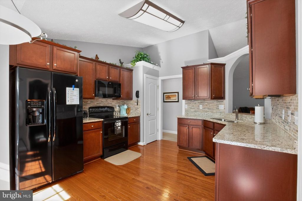 Image 14 of property listing at 11340 FAIR FOUNTAIN RD, La Plata, MD 20646