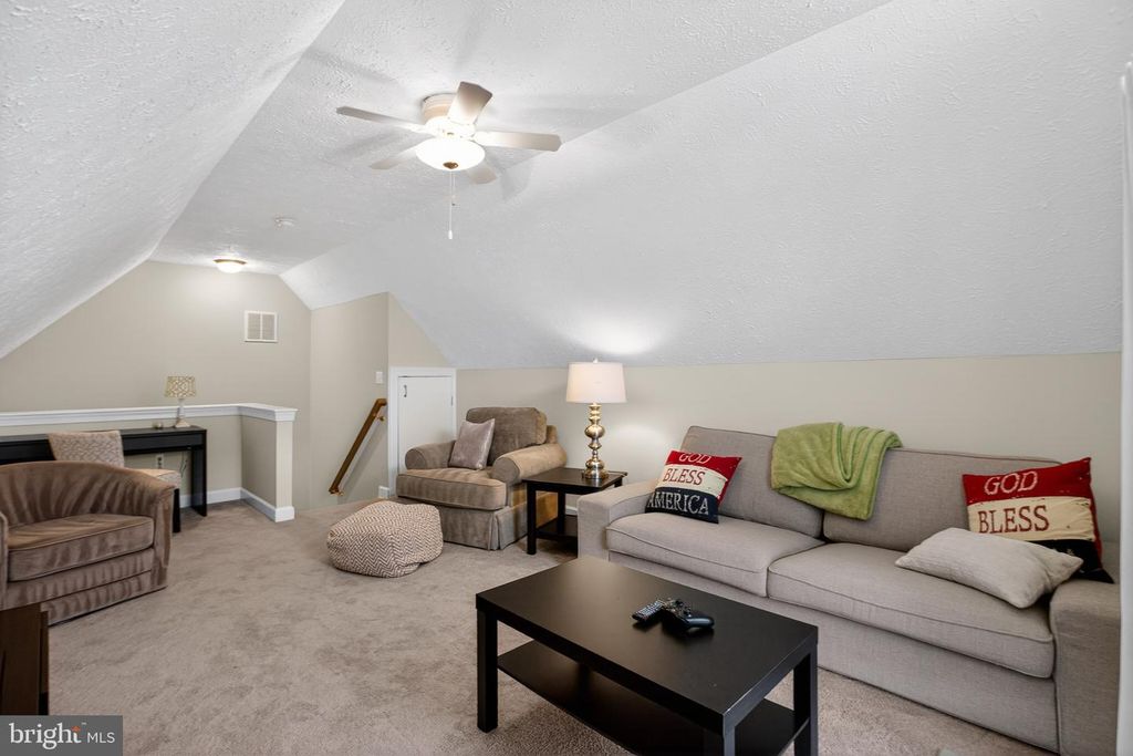 Image 19 of property listing at 11340 FAIR FOUNTAIN RD, La Plata, MD 20646