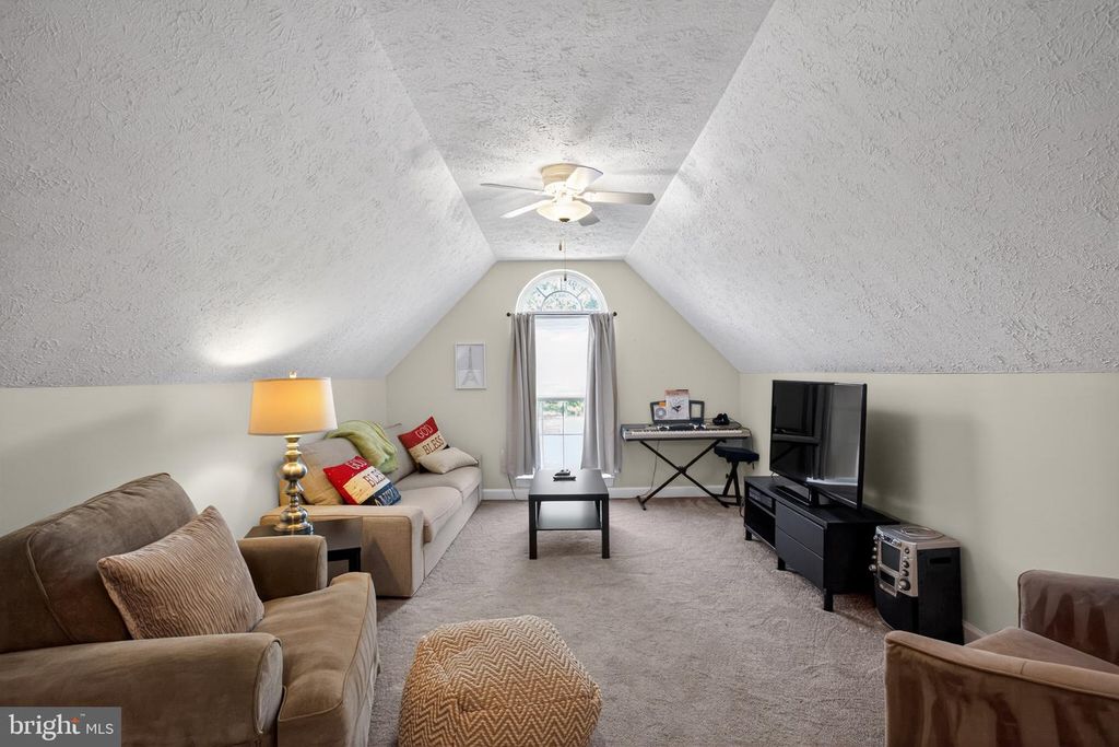 Image 20 of property listing at 11340 FAIR FOUNTAIN RD, La Plata, MD 20646