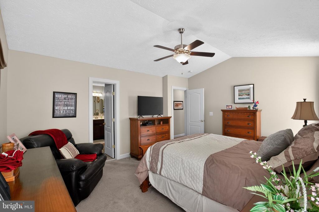 Image 21 of property listing at 11340 FAIR FOUNTAIN RD, La Plata, MD 20646