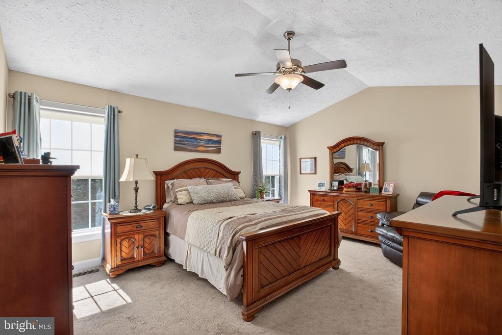 Image 22 of property listing at 11340 FAIR FOUNTAIN RD, La Plata, MD 20646