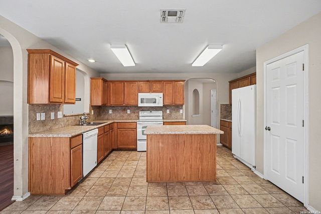 522 Calhoun, New Braunfels, TX 78130