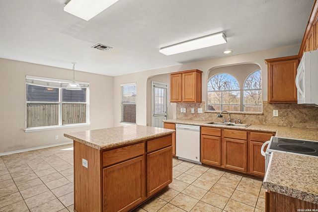 522 Calhoun, New Braunfels, TX 78130