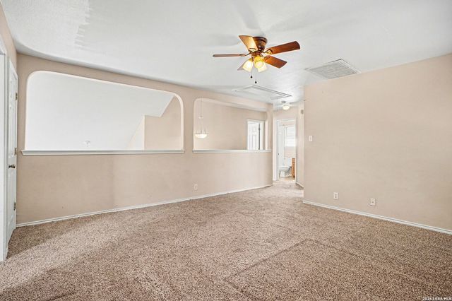 522 Calhoun, New Braunfels, TX 78130