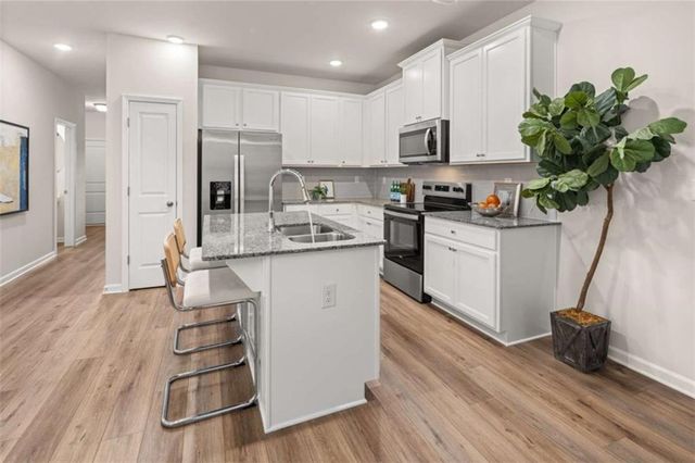 4287 Notting Hill Drive, Atlanta, GA 30331