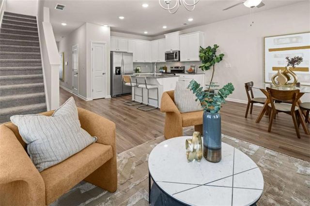 4287 Notting Hill Drive, Atlanta, GA 30331