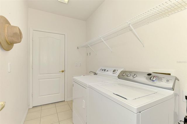 230 CROBULI POINT, Englewood, FL 34223