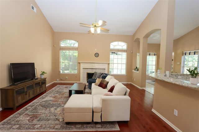 1505 Ash Run Court, Pearland, TX 77581