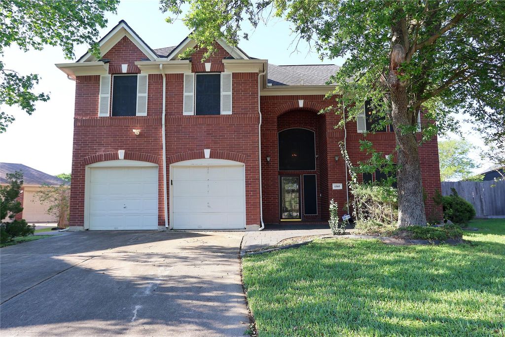 1505 Ash Run Court, Pearland, TX 77581