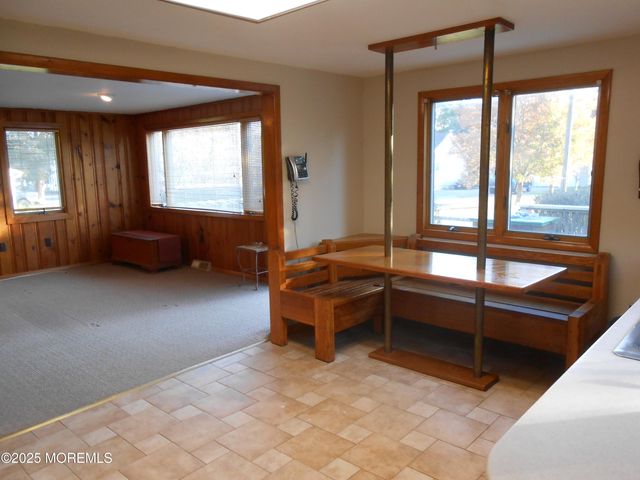 26 Littleworth Road, Manahawkin, NJ 08050