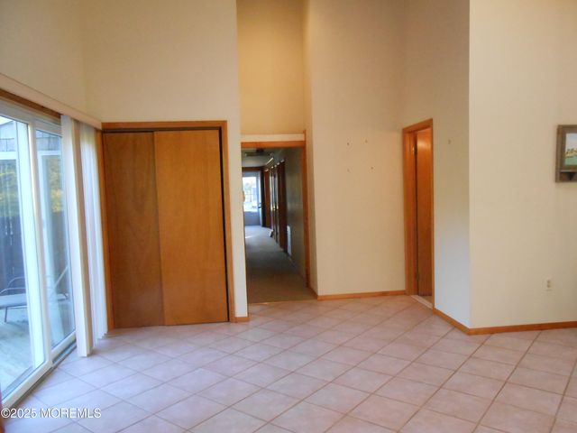 26 Littleworth Road, Manahawkin, NJ 08050