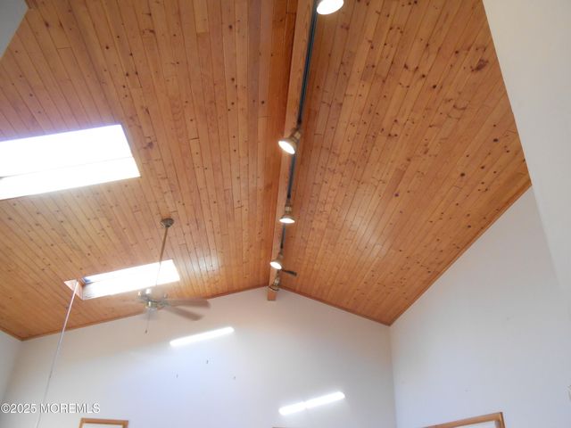 26 Littleworth Road, Manahawkin, NJ 08050