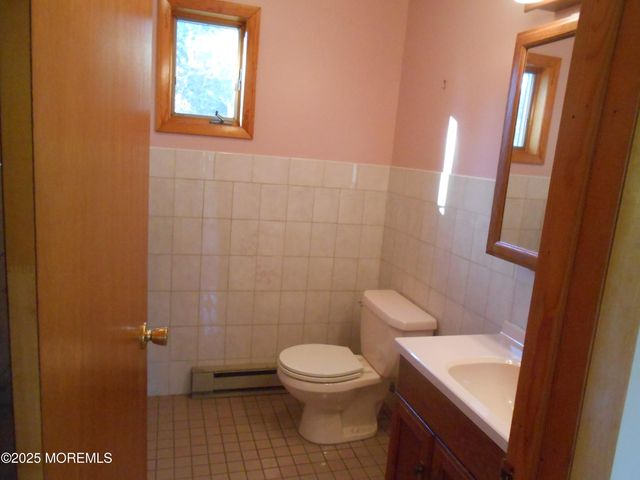 26 Littleworth Road, Manahawkin, NJ 08050