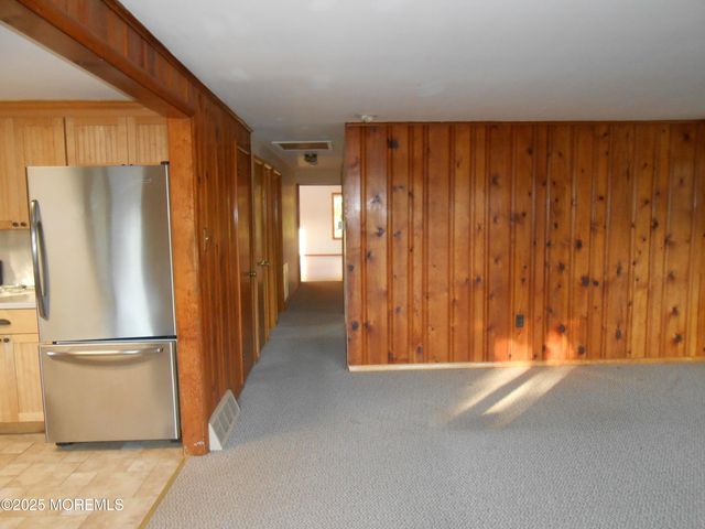 26 Littleworth Road, Manahawkin, NJ 08050