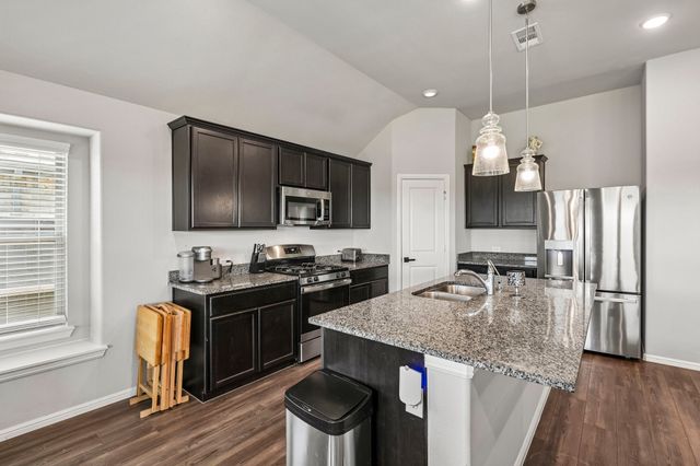 7550 Wild Mint Trail, Venus, TX 76084