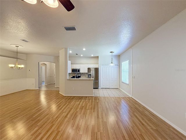 6932 MONARCH PARK DRIVE, Apollo Beach, FL 33572