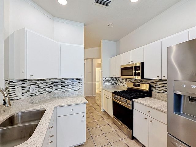 6932 MONARCH PARK DRIVE, Apollo Beach, FL 33572