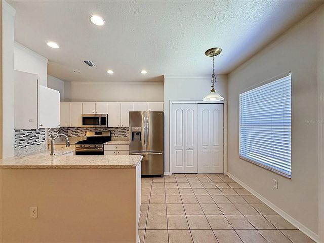 6932 MONARCH PARK DRIVE, Apollo Beach, FL 33572