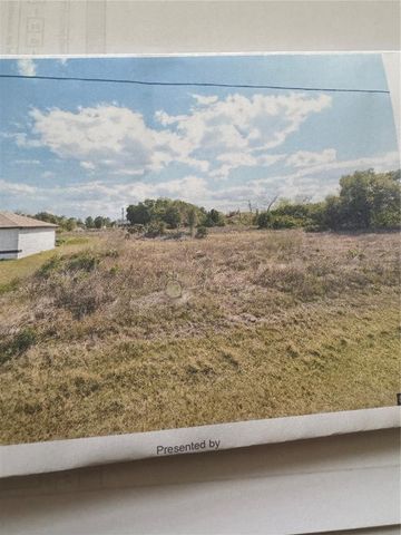 4215 8TH ST SW, Lehigh Acres, FL 33976