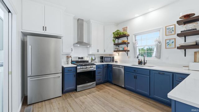 1370 E Legacy Lane, Winona Lake, IN 46590