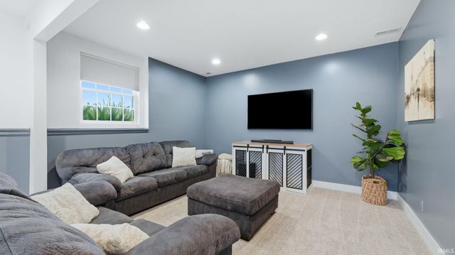1370 E Legacy Lane, Winona Lake, IN 46590