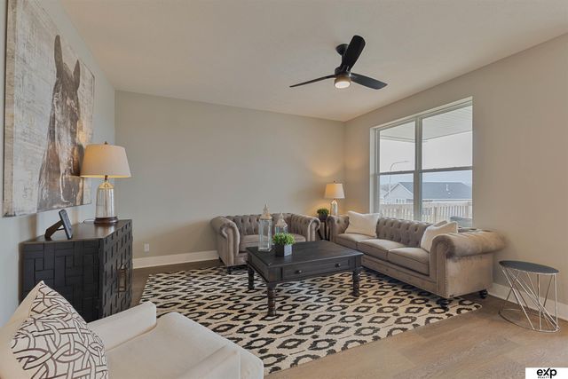 17538 Robin Drive, Omaha, NE 68136