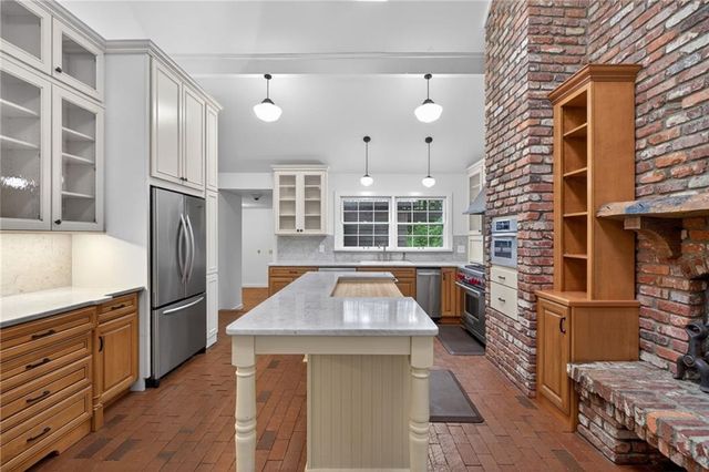 2790 Davis Road, Marietta, GA 30062