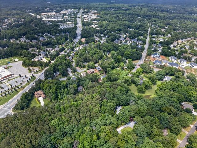 2790 Davis Road, Marietta, GA 30062