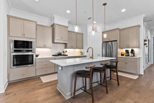 401 Nettle Court, Woodstock, GA 30188