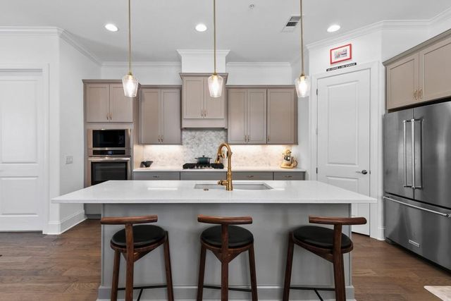 401 Nettle Court, Woodstock, GA 30188