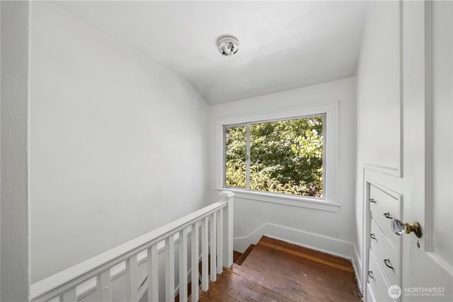 319 29th Avenue, Seattle, WA 98122