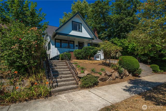 319 29th Avenue, Seattle, WA 98122