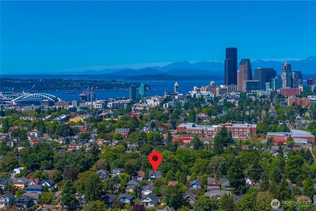 319 29th Avenue, Seattle, WA 98122