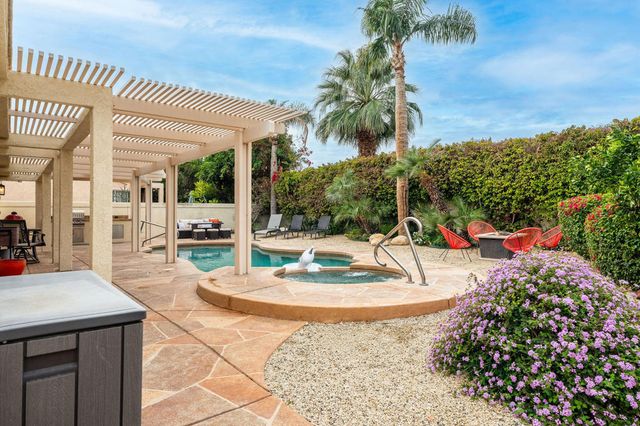47845 Via Jardin, La Quinta, CA 92253
