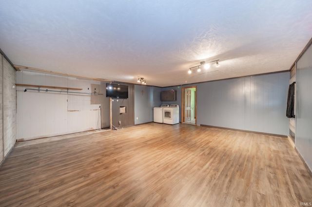 12610 W Arrowhead Drive, Daleville, IN 47334
