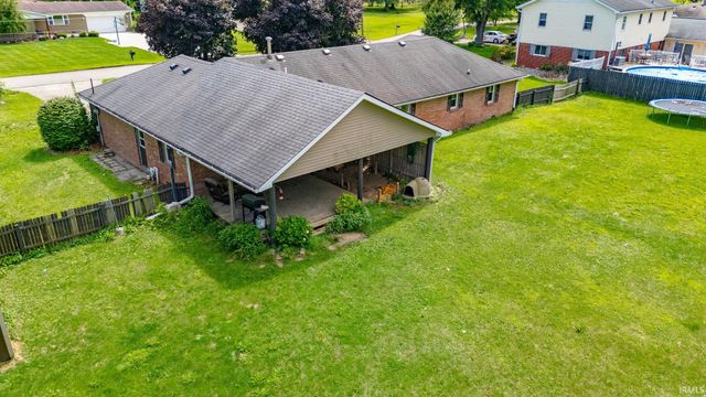 12610 W Arrowhead Drive, Daleville, IN 47334