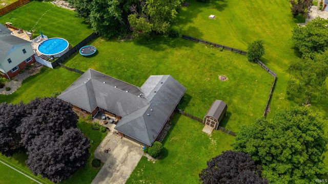 12610 W Arrowhead Drive, Daleville, IN 47334