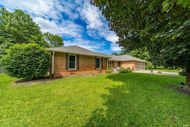 12610 W Arrowhead Drive, Daleville, IN 47334