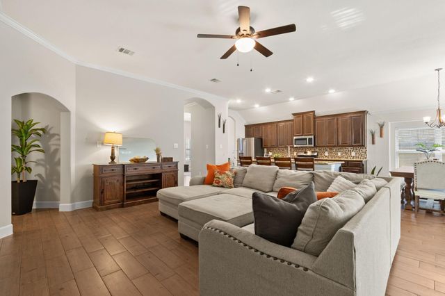 18203 Willow Edge Drive, Tomball, TX 77375