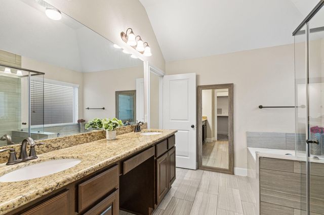 18203 Willow Edge Drive, Tomball, TX 77375