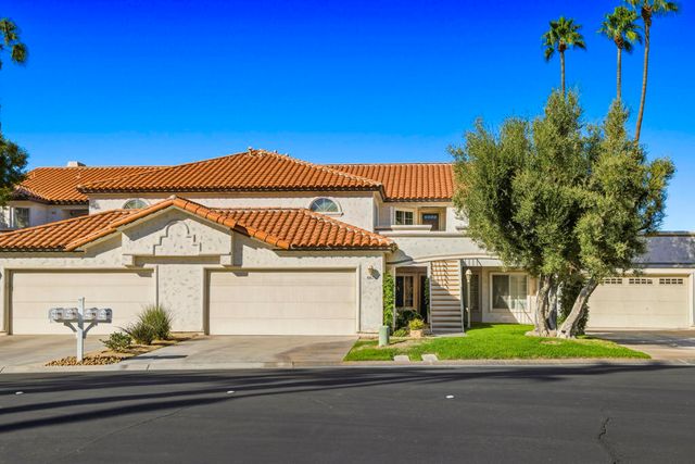 667 Vista Lago Circle N, Palm Desert, CA 92211
