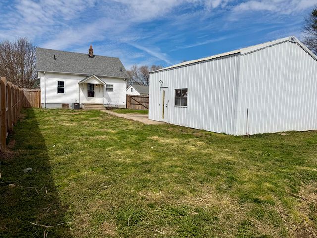 518 Pendleton Street, Falmouth, KY 41040