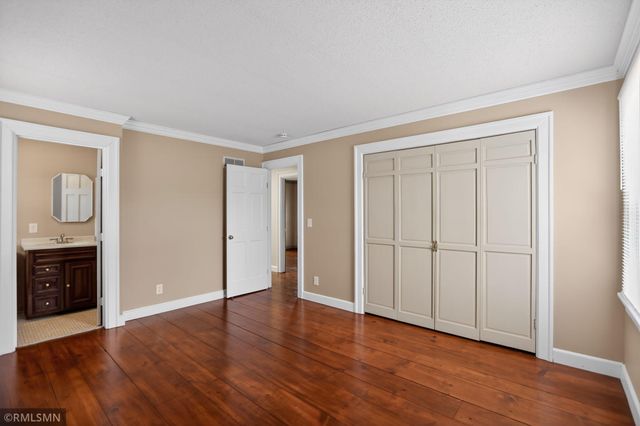 3325 Urbandale Lane N, Plymouth, MN 55447