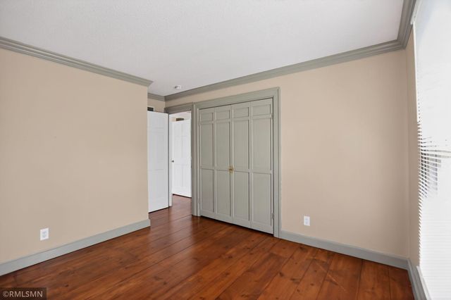 3325 Urbandale Lane N, Plymouth, MN 55447