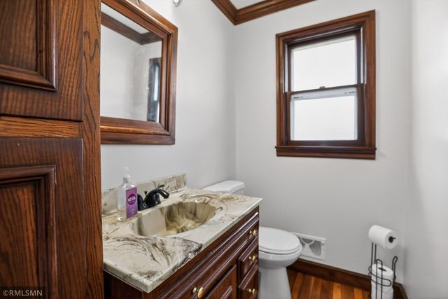 3325 Urbandale Lane N, Plymouth, MN 55447