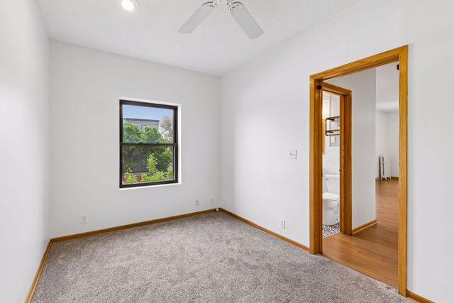 2733 Girard Avenue S 305, Minneapolis, MN 55408