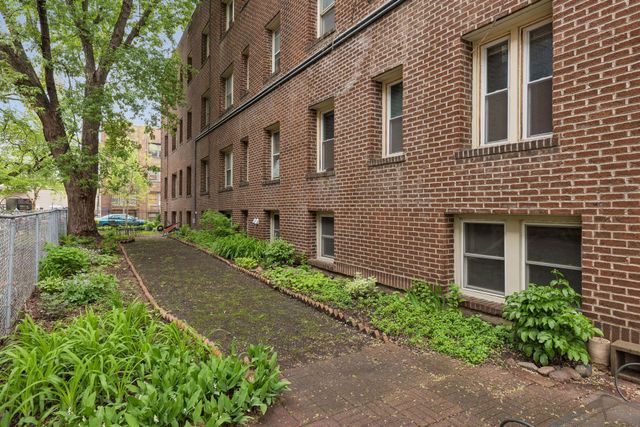2733 Girard Avenue S 305, Minneapolis, MN 55408