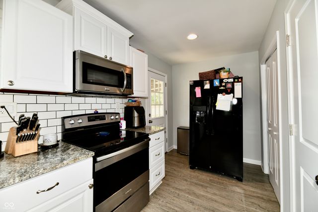 930 N Eaton Avenue, Indianapolis, IN 46219