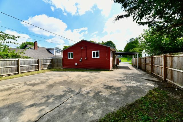 930 N Eaton Avenue, Indianapolis, IN 46219